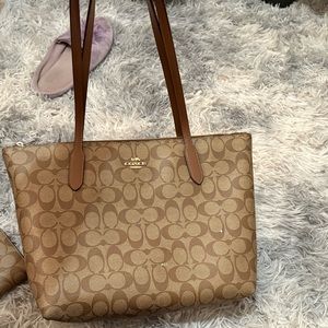 COACH tote bag
